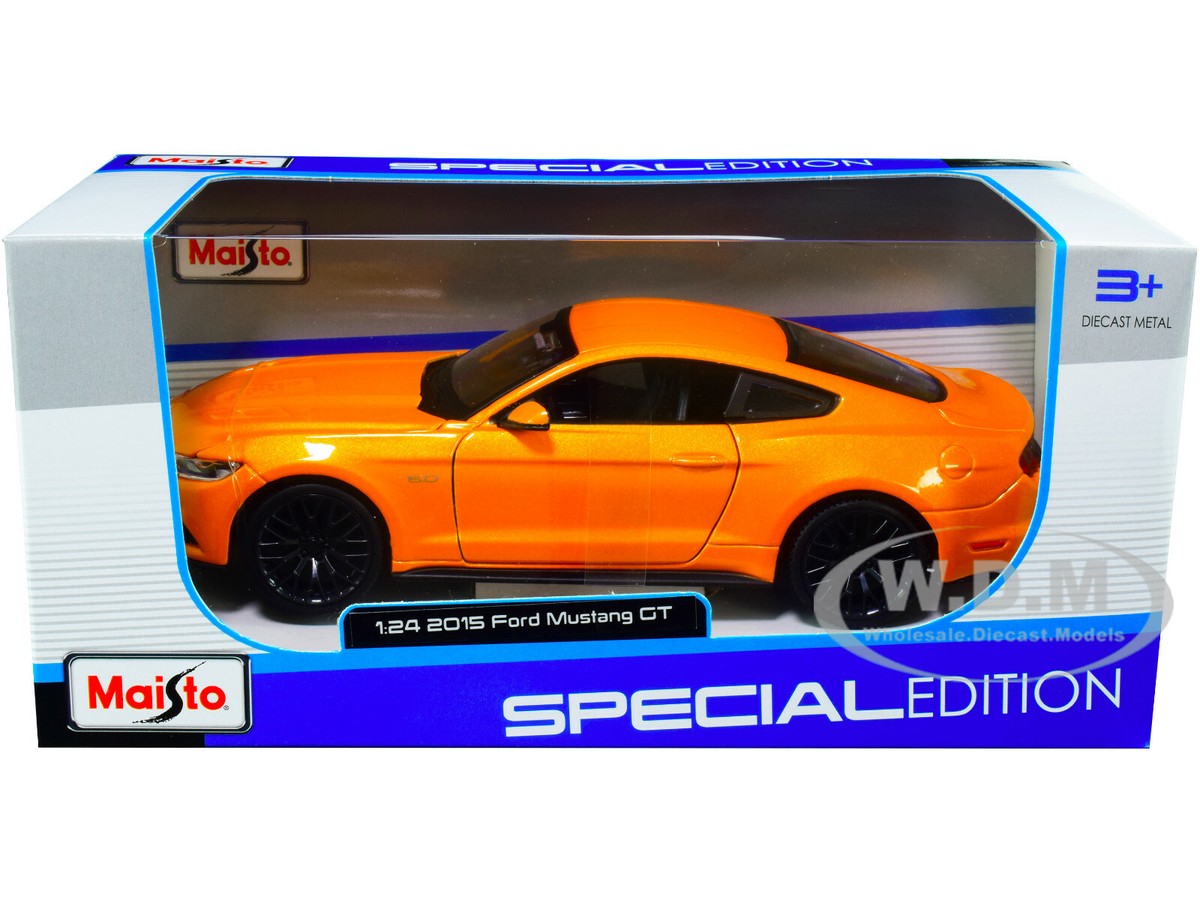 2015 FORD MUSTANG GT 5.0 ORANGE MET. 1/24 DIECAST MODEL CAR BY