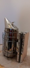 Bee Hive Smoker Stainless Steel with Heat Shield Calming Beekeeping Equipment