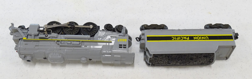 Lionel Union Pacific Locomotive and Tender 8607 / FedEx Free Shipping - Picture 9 of 21