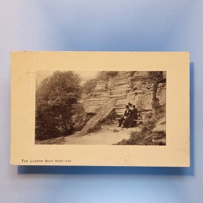 Hastings Postkarte 1909 Edwardianisches Paar am Liebhabersitz Sussex