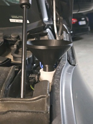 Wischwasser Trichter, Range Rover, Landrover
