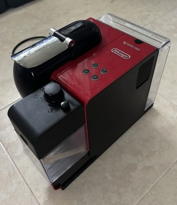 DeLonghi Nespresso EN520R Espresso Coffee Machine Red Works Great Made In Italy