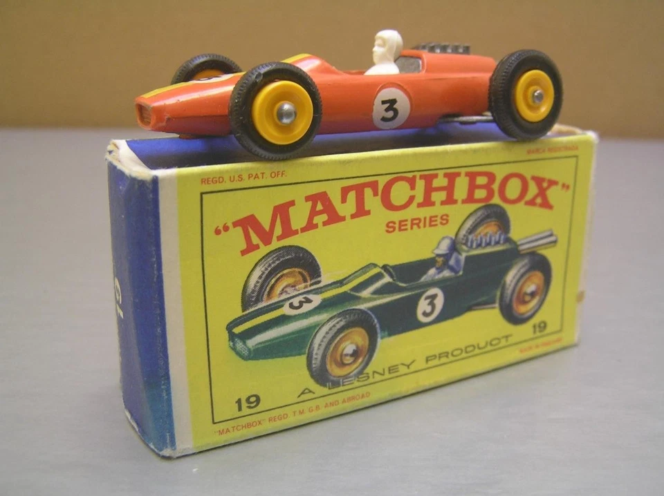Matchbox Regular Wheels #19 Lotus Racing Car rare orange made in England MIB - Image 2 of 4