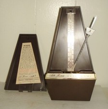 VINTAGE USA SETH THOMAS METRONOME BEAUTIFUL DESIGN PLASTIC NR