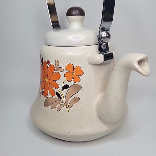 60er Jahre Japan Steingut Teekanne Holzgriff florales Design orange gelb Blumen *** - Bild 12 von 24