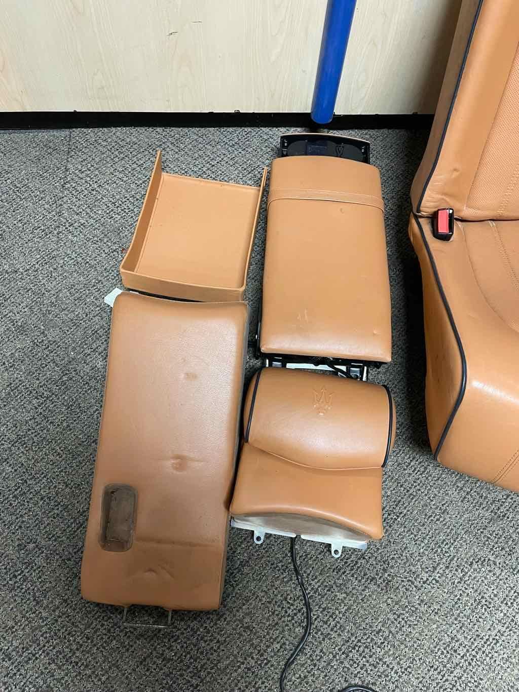 07 MASERATI QUATTROPORT Rear Seat