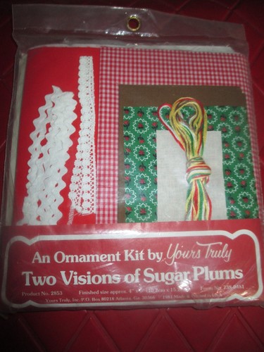 CHRISTMAS Vintage PAIR SUGAR PLUM TREE ORNAMENTS Embroidery Sewing KIT - 1980's - Picture 2 of 2