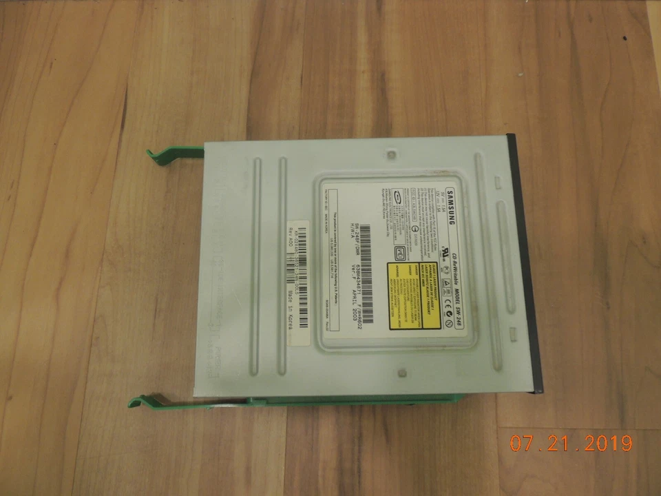 Samsung SW-248 CD Re-writable Disc Drive, Cd Disc Drive  - Image 4 of 4