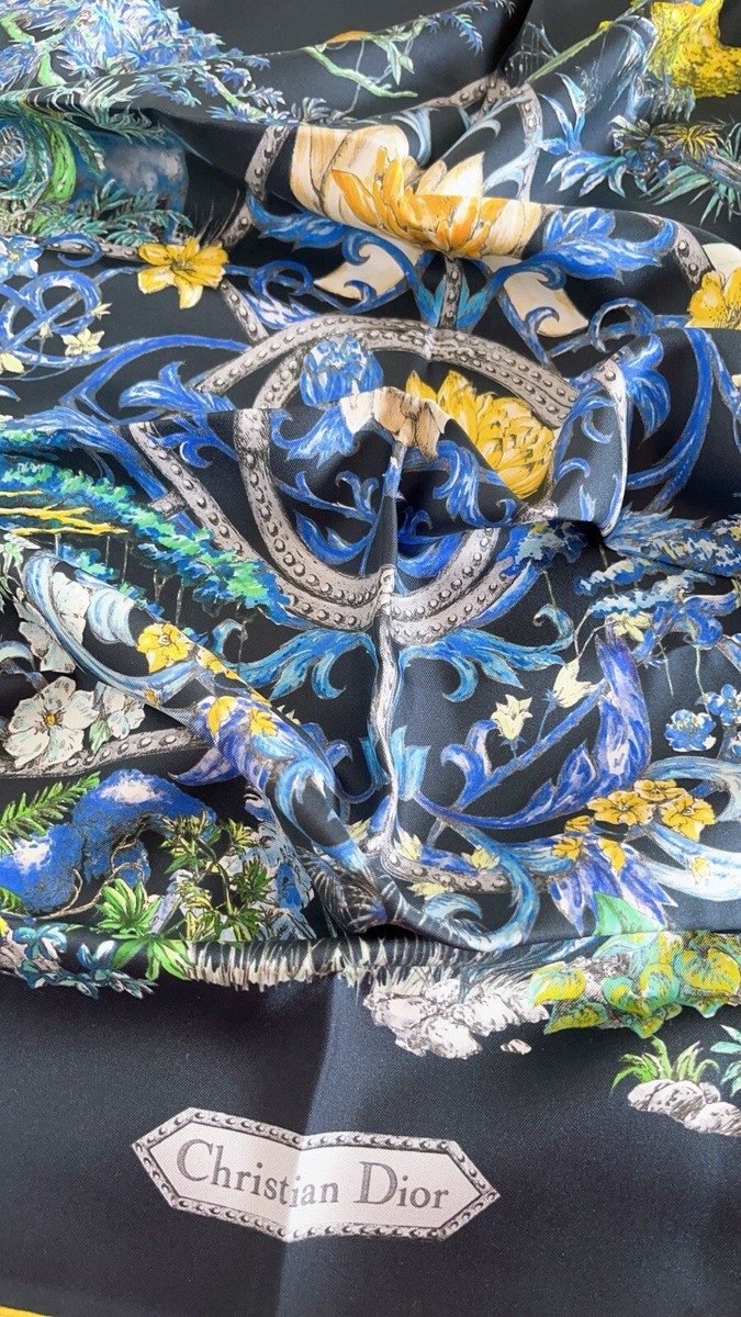 Christian Dior ルネグリュオ デザインスカーフ Toile de Jouy Sauvage 90 Square Scarf Ivory and Pink Silk Twill | DIOR