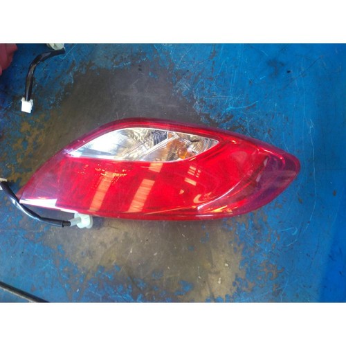 Feu Arrière Droit Mazda 2 Demio DY3W/DY5W - Noir, Occasion En Très Bon état (Ref. Stanley P4419)