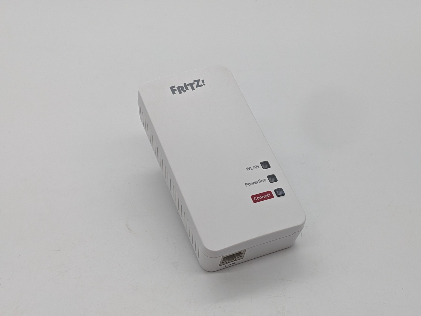 FAULTY AVM Fritz Powerline 1260 home network range extender white EU plug READ