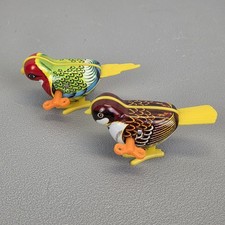 Vintage Wind Up Bird Tin Toy Working Condition Made In Japan Hopping See Video