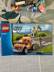 LEGO CITY: Light Repair Truck (60054) 100% complete.