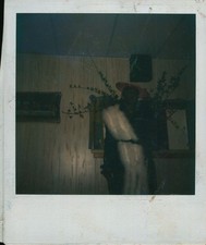 Old Vintage Photo COLOR POLAROID SOLO BLACK AFRICAN AMERICAN WOMAN IN ROOM