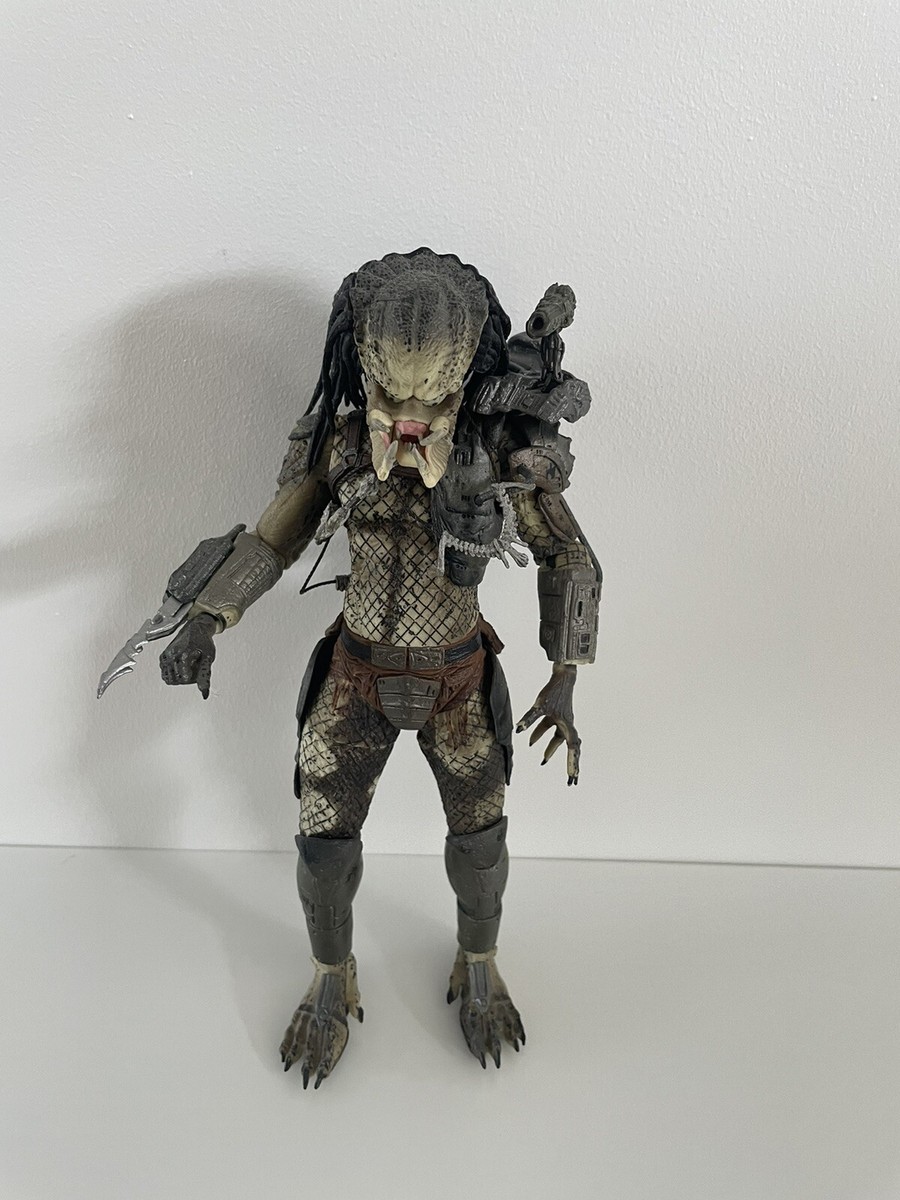 NECA Predator Unmasked Ultimate Jungle Hunter Action Figure