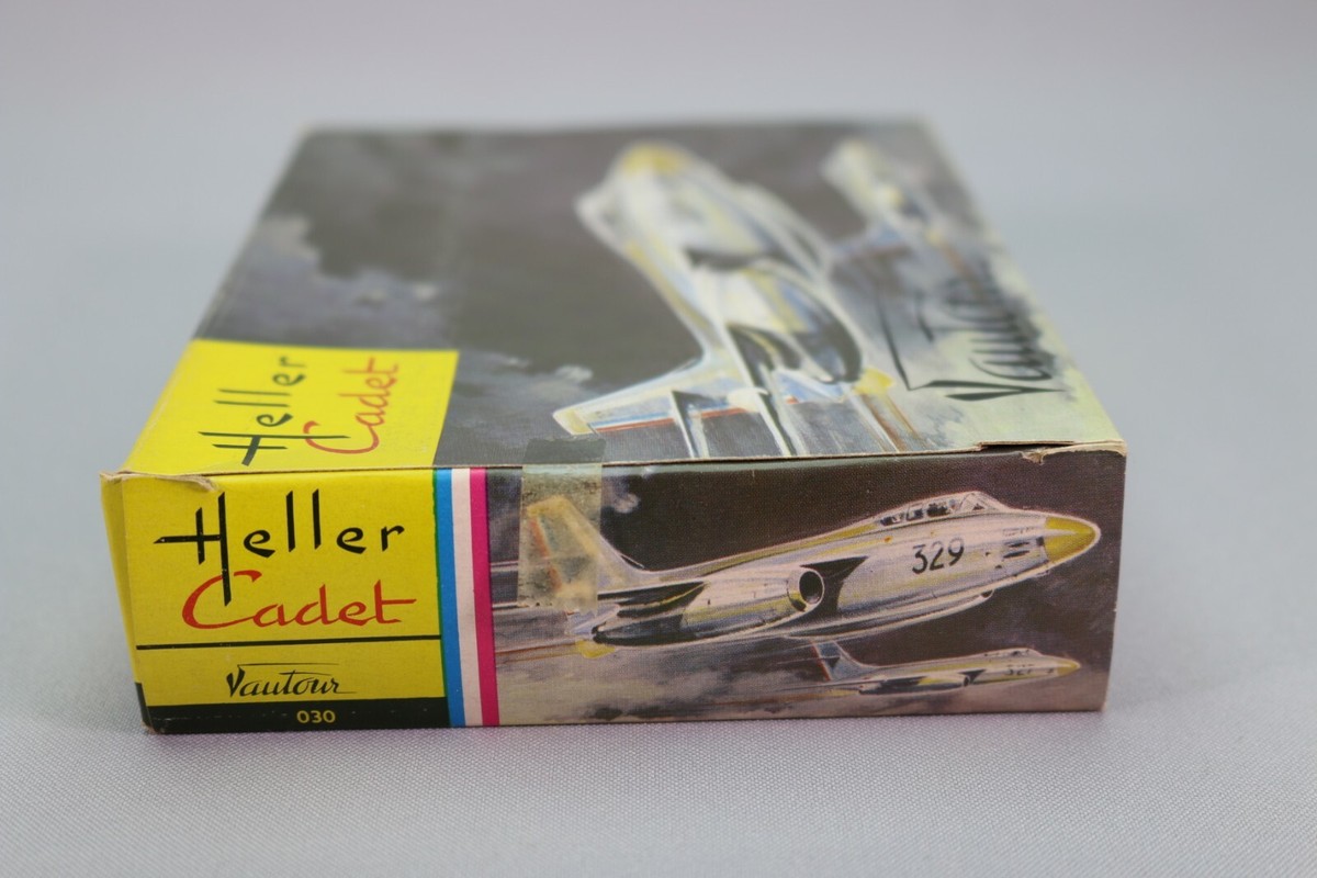 ZO021 HELLER CADET 030 maquette avion 1/100 Vautour ZO021 HELLER CADET 030 maquette avion 1/100 Vautour