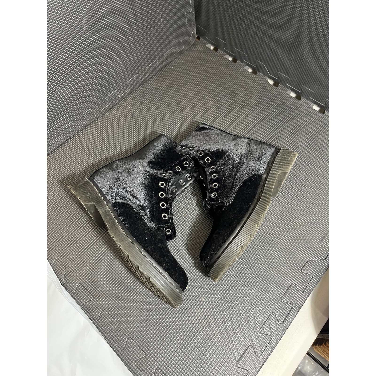 Doc Dr Martens Page Black Velvet Combat Boots Womens Size 7 Grunge Moto Emo thumbnail 5