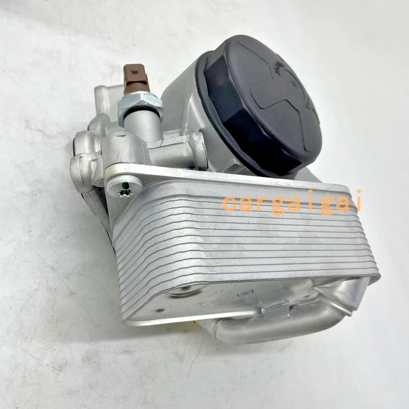 Engine Oil Cooler Filter Housing w/ Gaskets 11427516383 Fits for BMW X3 X1 528i Foto 3 de 4