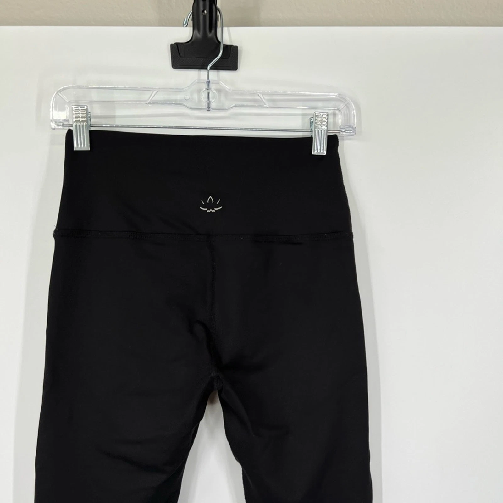 beyond-yoga high rise cropped leggings