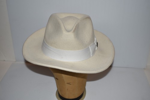 FERRECCI FEDORA PANAMA HAT OFF-WHITE (QKM53)