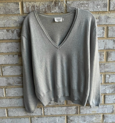 FLANNEL Long Sleeve V-Neck Gray/Silver Cotton Blend Sweater Women's Size 2 (M)