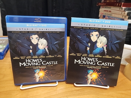 Howl's Moving Castle (Blu-ray + DVD, 2004) W/Slipcover Studio Ghibli Shout