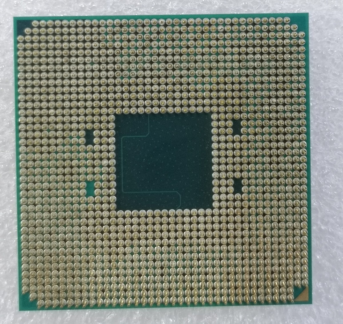 AMD Ryzen 7 3800X Desktop CPU Processor Socket AM4 100-000000025 8
