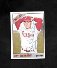 1966 TOPPS #121 RAY HERBERT - SIGNED - AUTO - AUTOGRAPHED - PHILLIES
