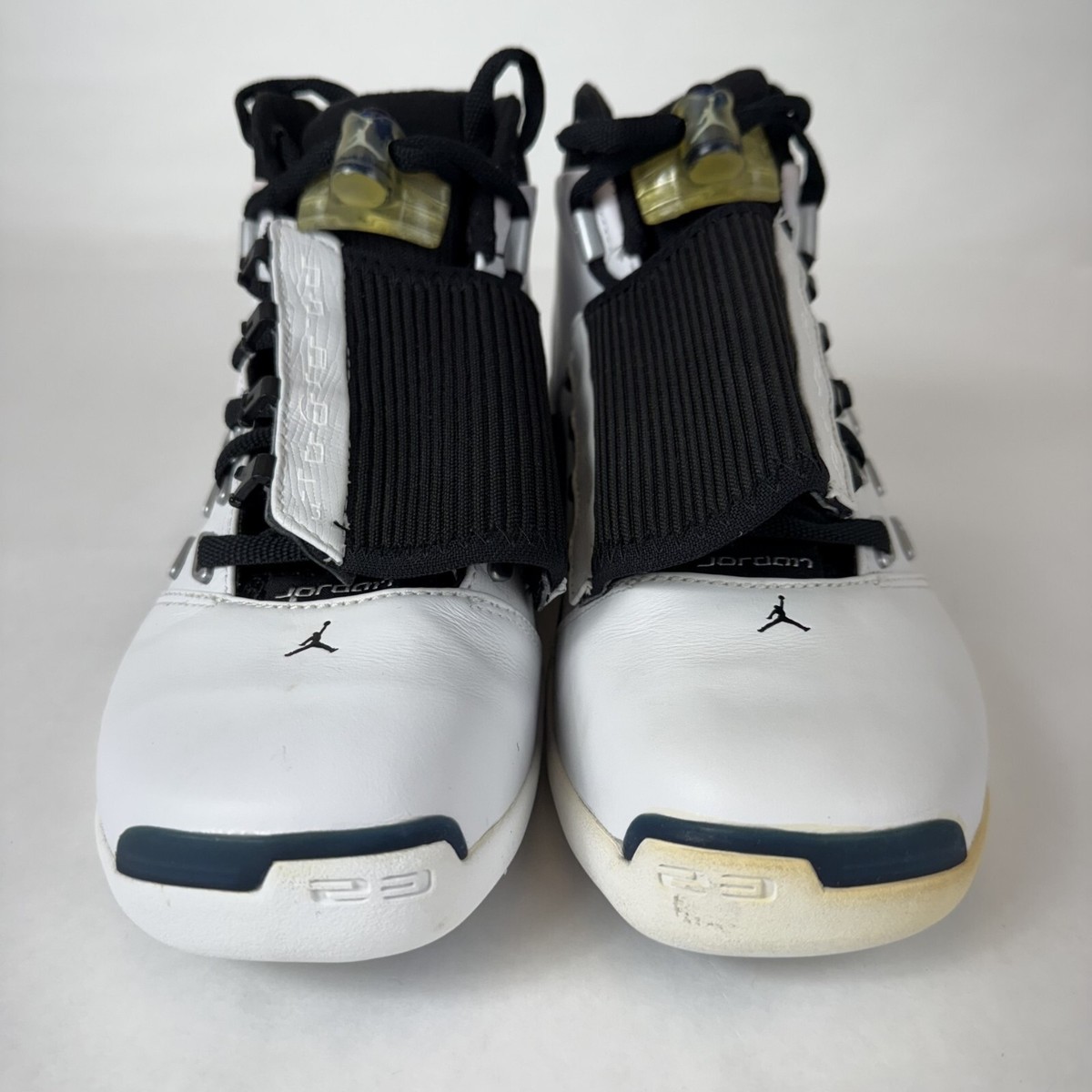 Size 9 Air Jordan 17 XVII OG College Blue Wizards Home 2002 w/Case
