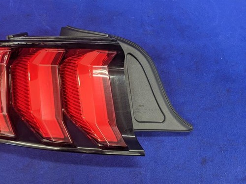 2018-2023 Ford Mustang GT 5,0L Driver LH Left Tail Light Lamp Lights Brake OEM - Picture 5 of 12