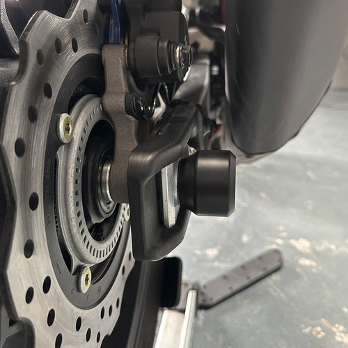 Wheel Fork Sliders Disc Swingarm Crash Guard for Honda CB750 Hornet 750 2023-25 - Picture 6 of 10