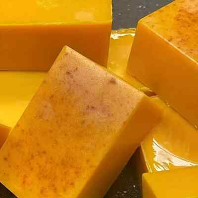 Turmeric Glow Soap Bar - Lemon & Kojic Acid, Exfoliating and Moisturizing