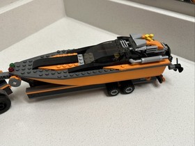 LEGO CITY: 4x4 with Powerboat (60085) With Minifigures