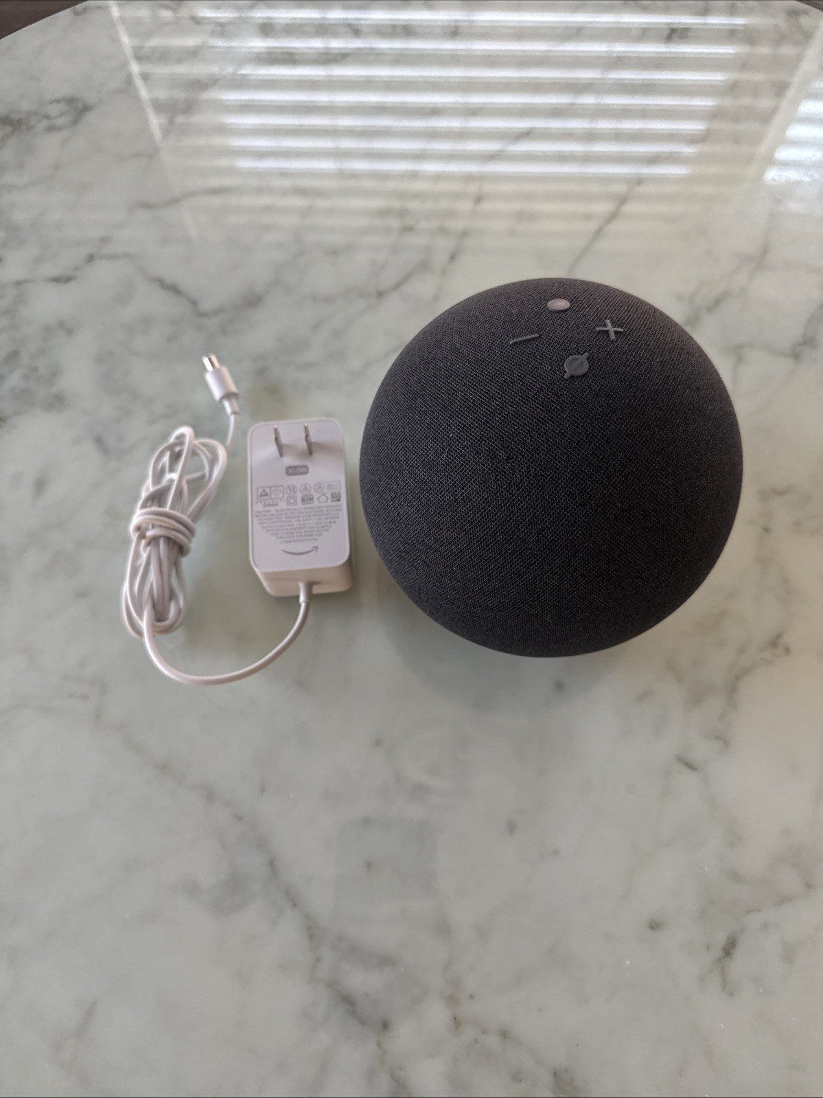 Amazon Echo 4th Generation Smart Home Hub Charcoal With Power Cable L4S3RE