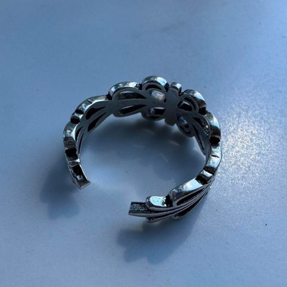 Silver chrome style adjustable ring - image 2