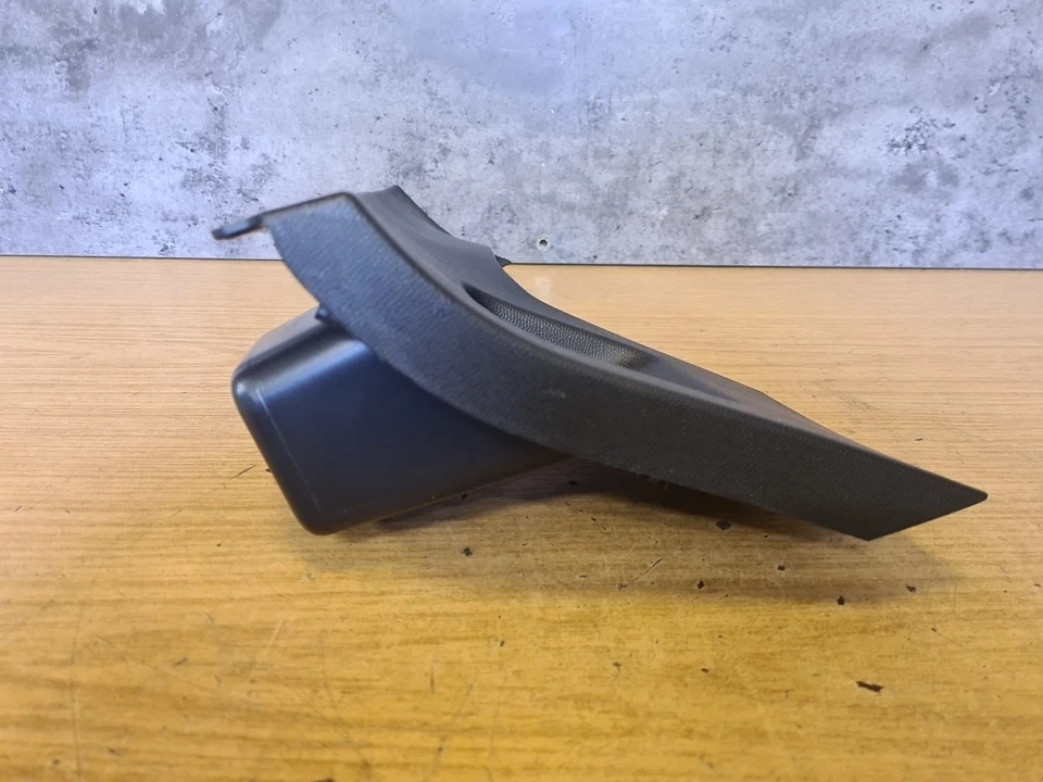 2024 PEUGEOT 208 MK2 FL LOWER STEERING WHEEL DASHBOARD TRIM 9823468280 - Image 2 of 4