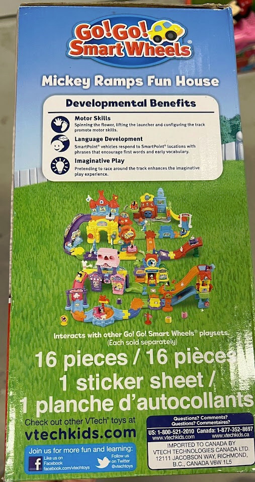 VTech Disney Mickey Ramps Fun House Go Go SmartWheels Playset Mickey Mouse Car