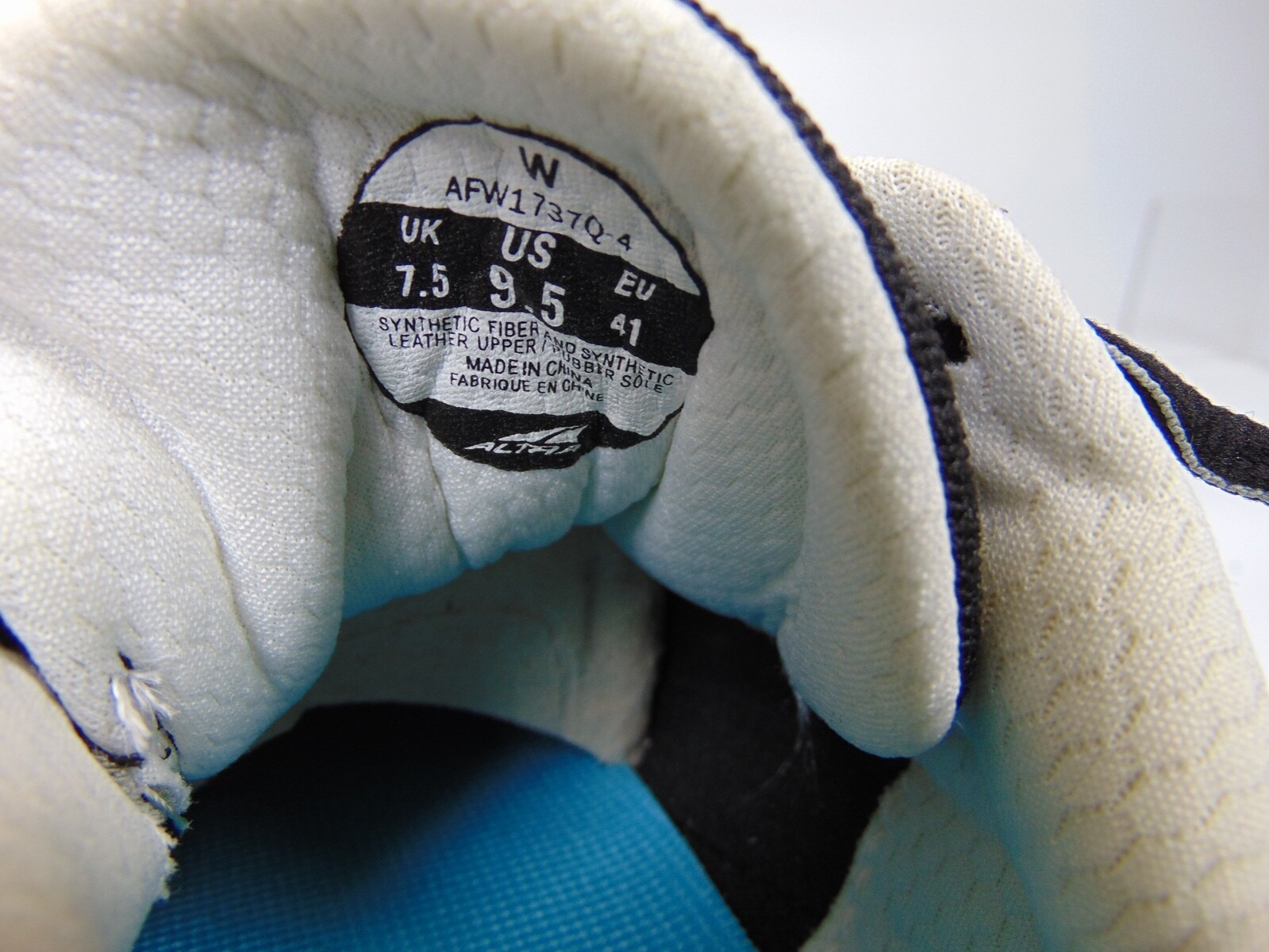 ALTRA Women's Torin IQ Road Running Athletic Shoes, Size 9.5 Med, Black/Blue NEW