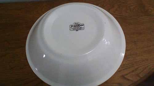 Royal China "Jeannette" Large Floral Serving Bowl - Picture 3 of 5