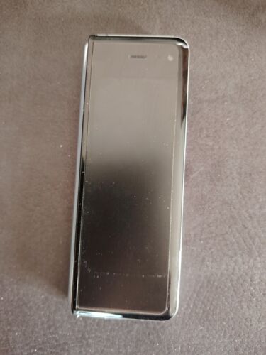 Samsung Galaxy Fold 5G - 512GB - Space Silver Ladebuchse defekt - Bild 2 von 6
