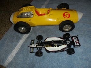 2 lot 1963 Vintage Mattel V-RROOM VROOM Yellow #5 Whip RaceCar