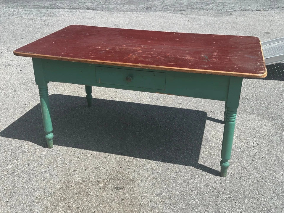 古董原始农场收获酒吧桌绿色油漆美国 19 世纪 40 年代乡村 — 第 2/4 张图片