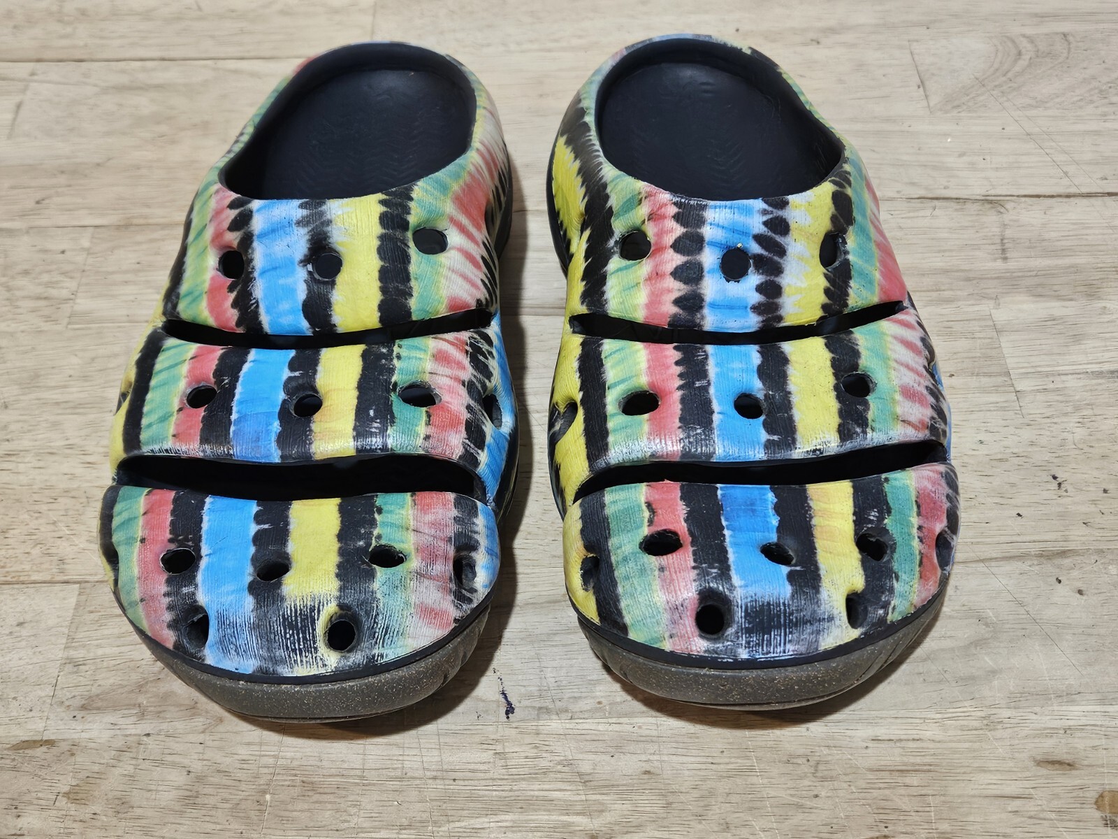 Zoccoli uomo KEEN Yogui Arts comodi mulo slip on taglia 10 tye dye hippy RARI
