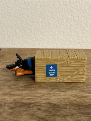 Oliver & Company Desoto Doberman Dog In Crate Burger King Plastic
