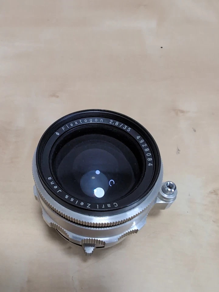Montaje Carl Zeiss Jena FLEKTOGON 35mm f/2.8 M42 sin estuche Foto 2 de 4