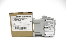 ALLEN BRADLEY 700-CF400D SER. A 110/120V 20A BR/WH NSMP