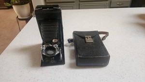Vintage Kodak Doublet Camera with case Like New!