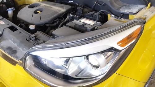 2014-2016 Kia Soul LH Driver Headlight Lamp OEM