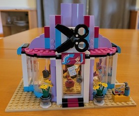 LEGO Friends Heartlake Hair Salon Set 41093 with manual and minifigures