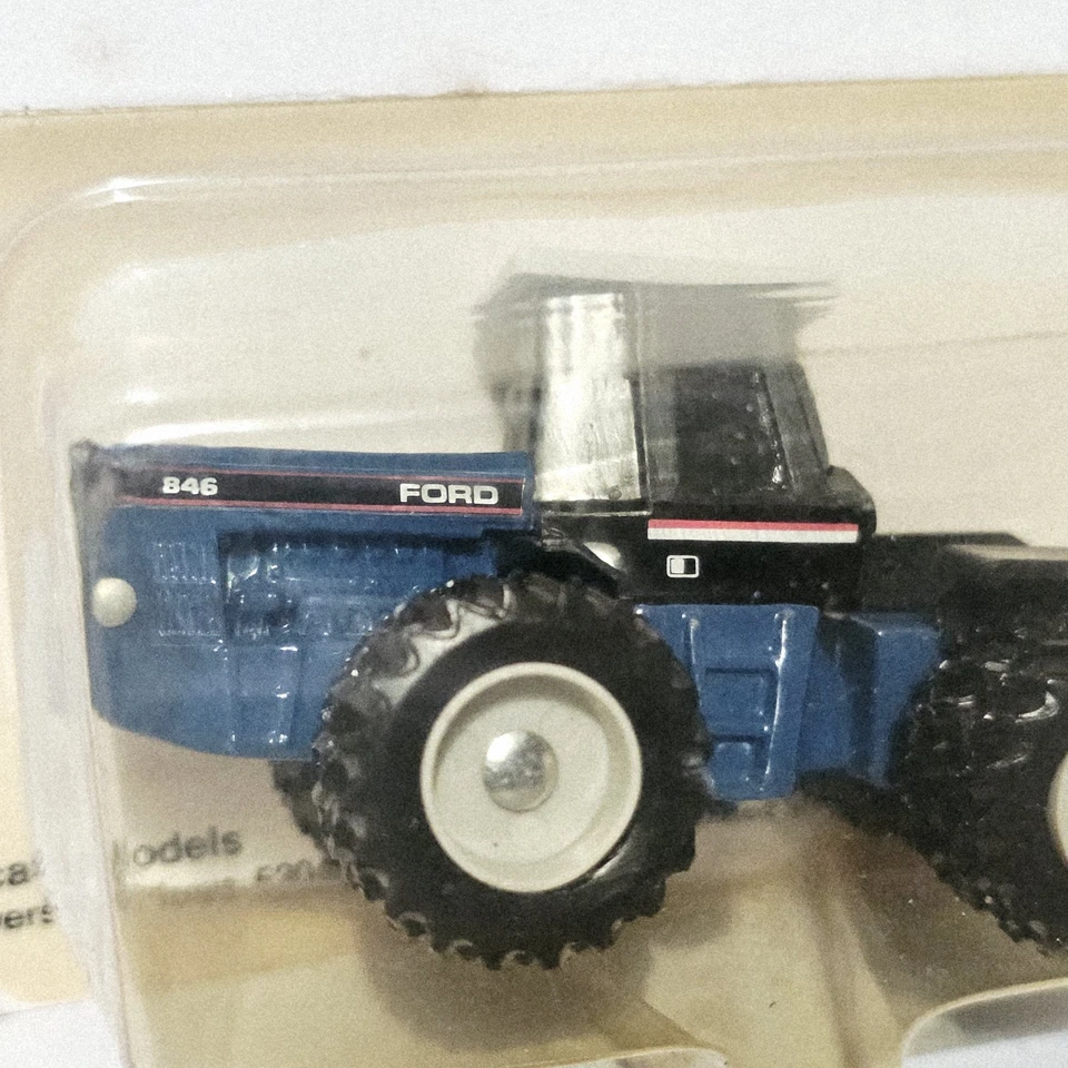 Réplicas de combinación perfecta Ford 846 tractor 4x4 1989 Nashville reunión de concesionarios 1/64 Foto 3 de 4